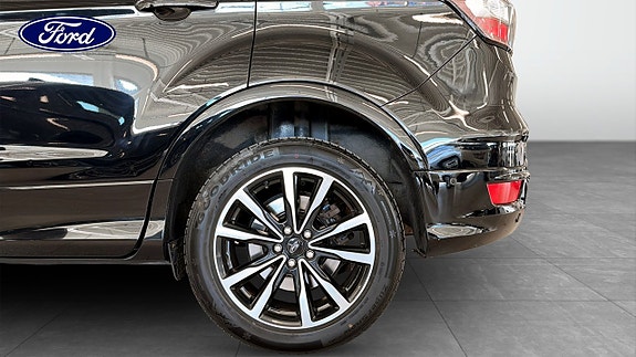 Ford Kuga 9 of 9