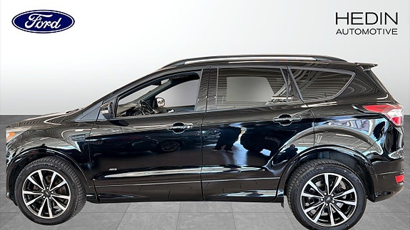 Ford Kuga 6 of 9
