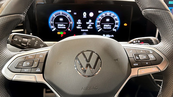 Volkswagen Passat 20 of 23