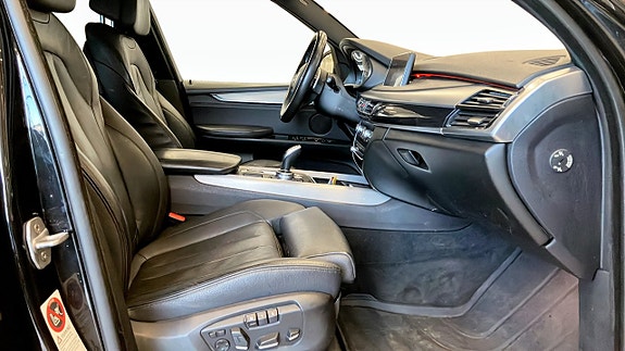 BMW X5 3 of 17