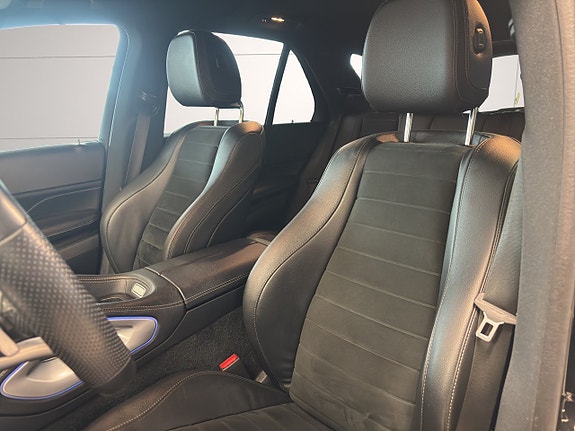 Mercedes-Benz GLE350 de 16 of 24