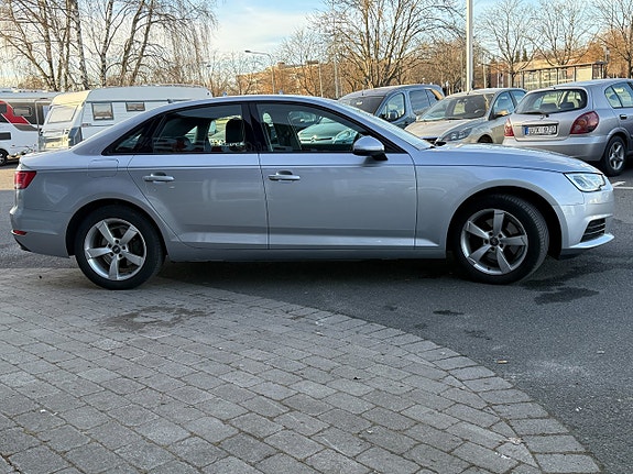 Audi A4 3 of 15