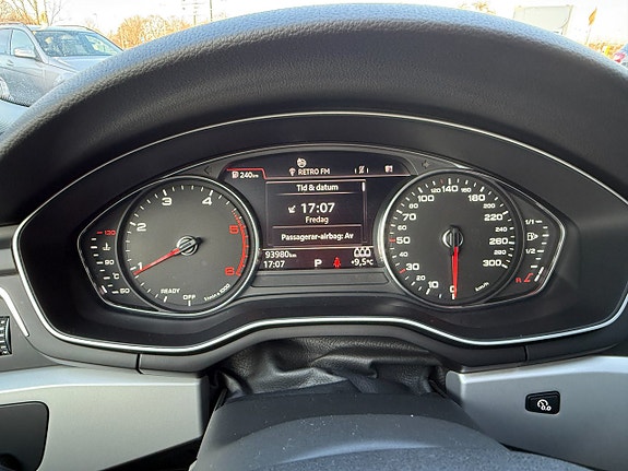 Audi A4 12 of 15
