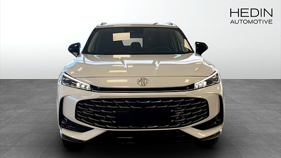 MG HS 8 of 9