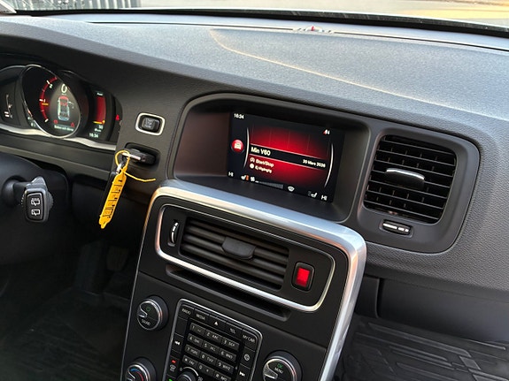 Volvo V60 14 of 24