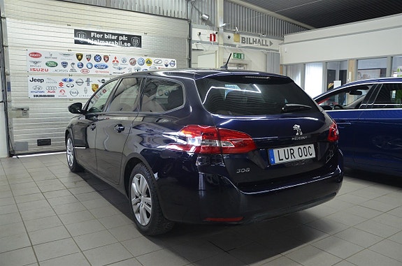 Peugeot 308 SW 3 of 15