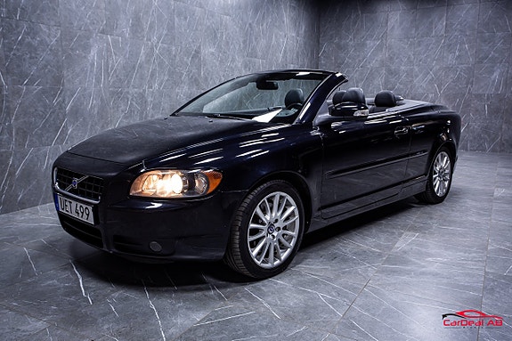 Volvo C70 3 of 5