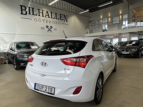 Hyundai i30 8 of 22