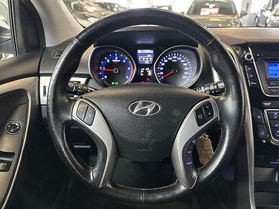 Hyundai i30 12 of 22