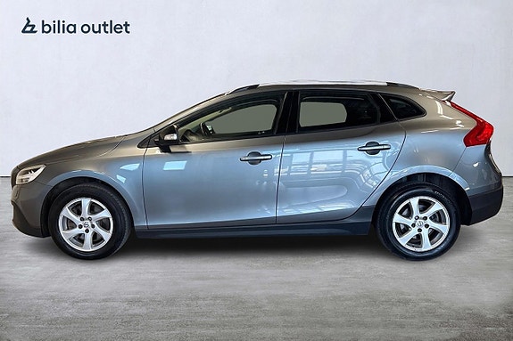 Volvo V40 Cross Country 5 of 5