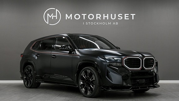 BMW XM 3 of 5