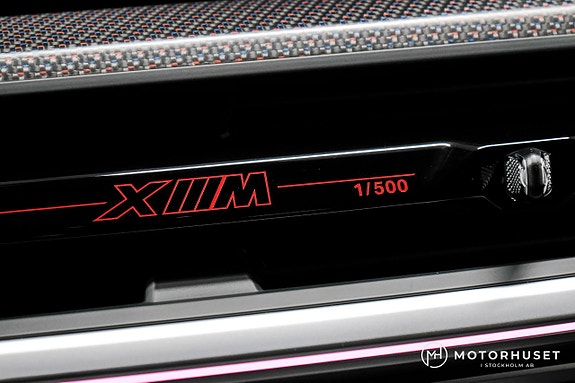 BMW XM 21 of 30