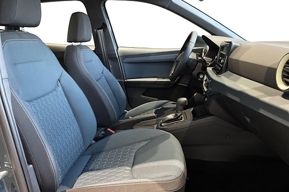 Seat Arona 12 of 23