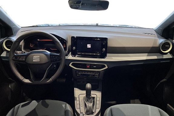 Seat Arona 15 of 23