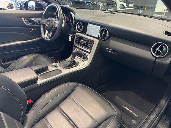 Mercedes-Benz SLK55 4 of 17