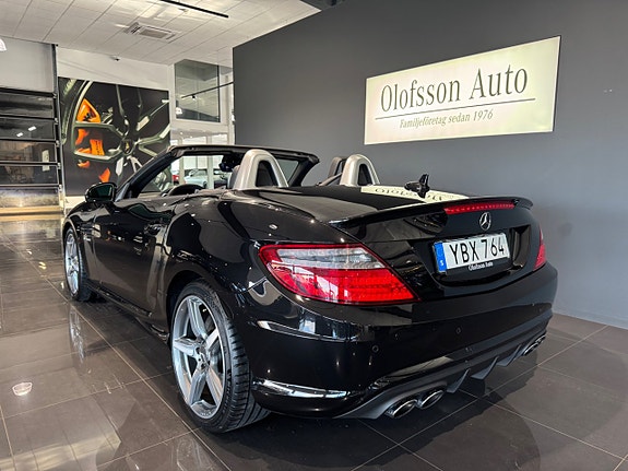 Mercedes-Benz SLK55 2 of 17