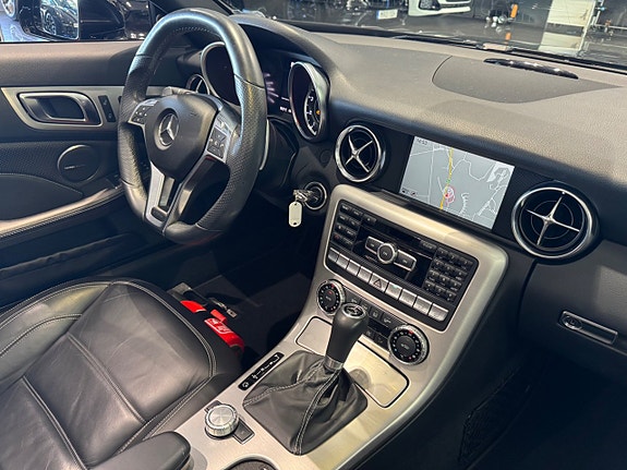 Mercedes-Benz SLK55 5 of 17