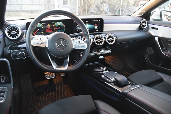 Mercedes-Benz CLA250 e 7 of 26