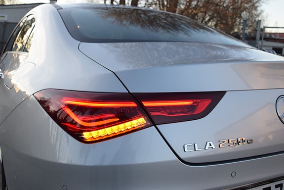 Mercedes-Benz CLA250 e 25 of 26