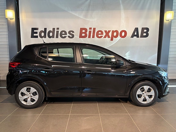 Dacia Sandero 3 of 5