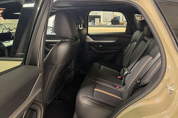 Mazda CX-60 8 of 9