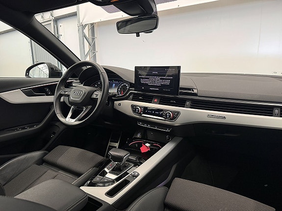 Audi A4 17 of 30