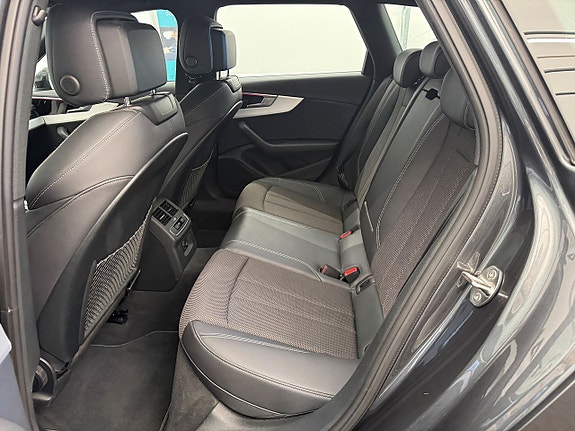 Audi A4 12 of 30