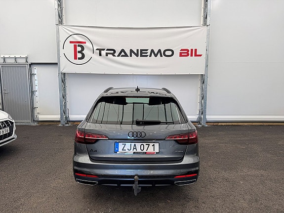 Audi A4 6 of 30