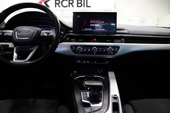 Audi A4 15 of 24