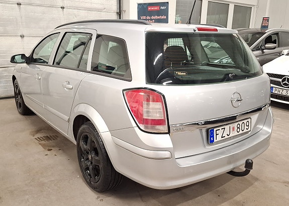 Opel Astra 5 of 5