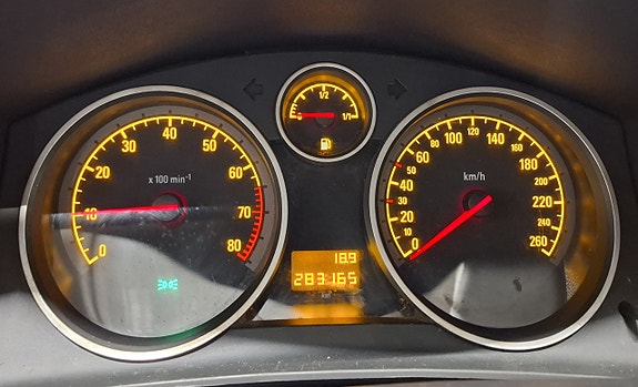 Opel Astra 17 of 21