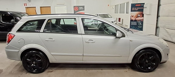 Opel Astra 6 of 21