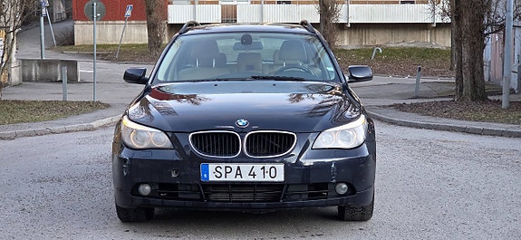 BMW 520d 3 of 5
