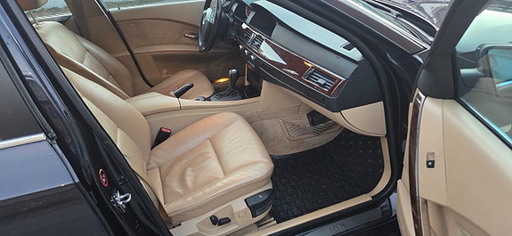 BMW 520d 24 of 26