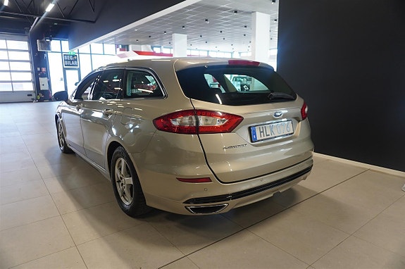 Ford Mondeo 3 of 13
