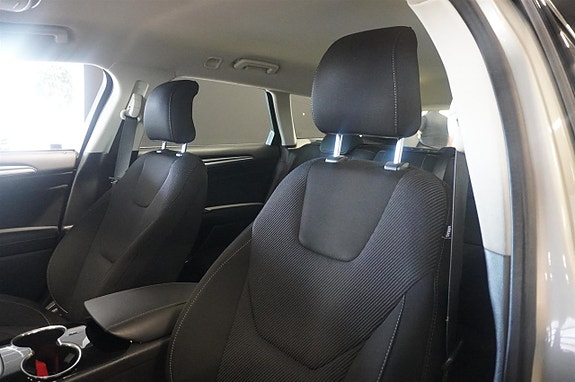 Ford Mondeo 10 of 13