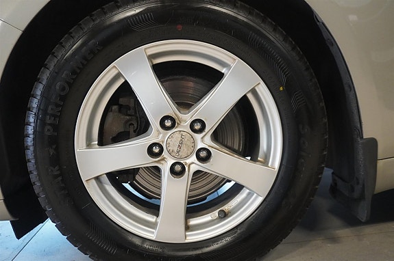 Ford Mondeo 4 of 13