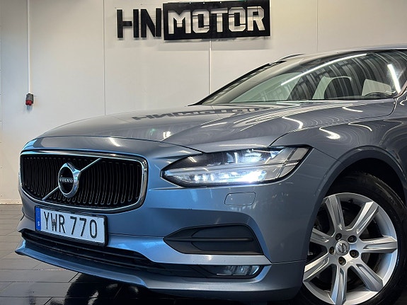 Volvo V90 2 of 24