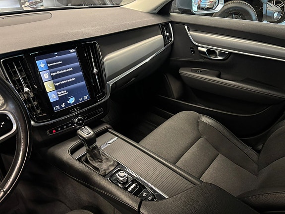 Volvo V90 17 of 24