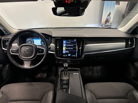 Volvo V90 14 of 24
