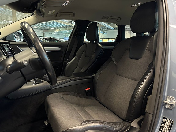 Volvo V90 11 of 24