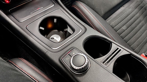 Mercedes-Benz A200 d 13 of 18