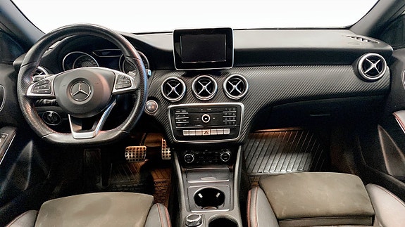 Mercedes-Benz A200 d 4 of 5