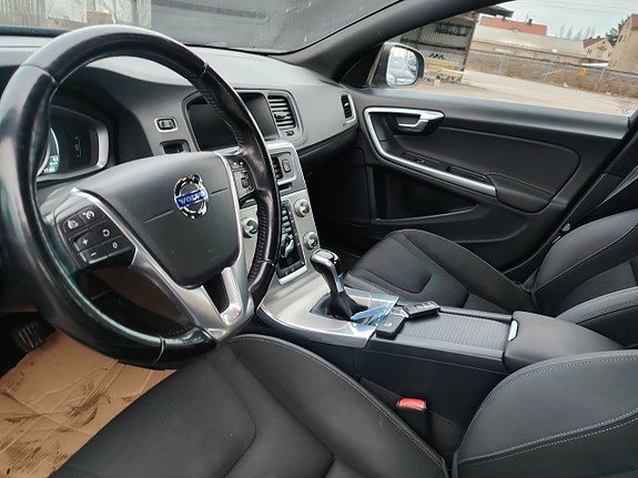 Volvo S60 14 of 26