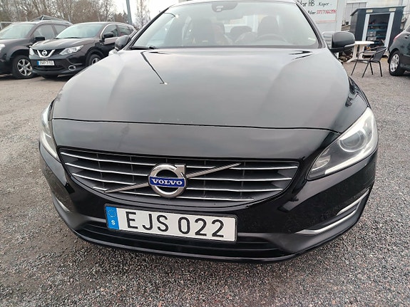 Volvo S60 8 of 26