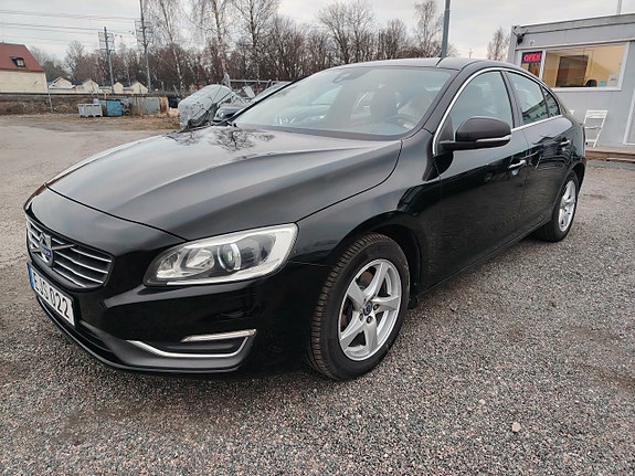 Volvo S60 5 of 5