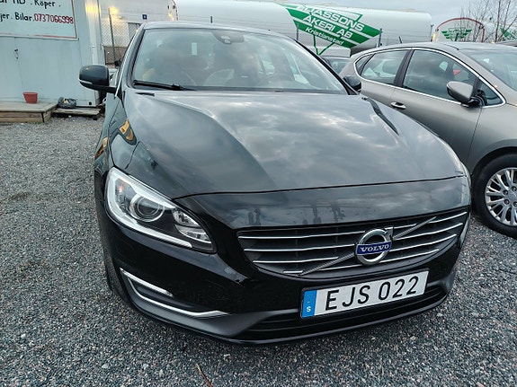 Volvo S60 11 of 26