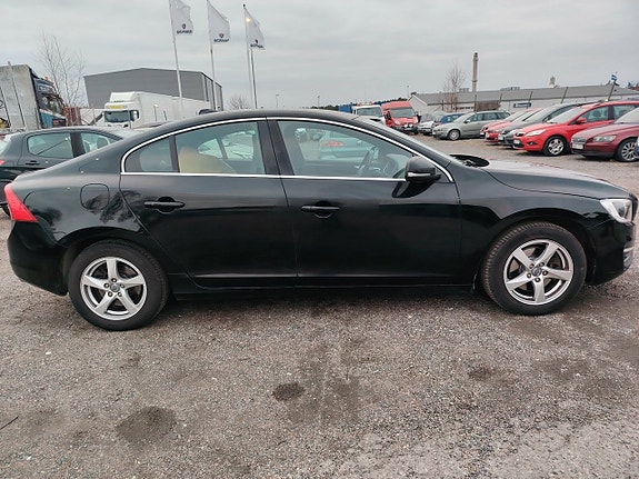 Volvo S60 6 of 26