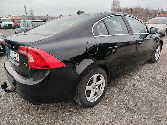 Volvo S60 10 of 26