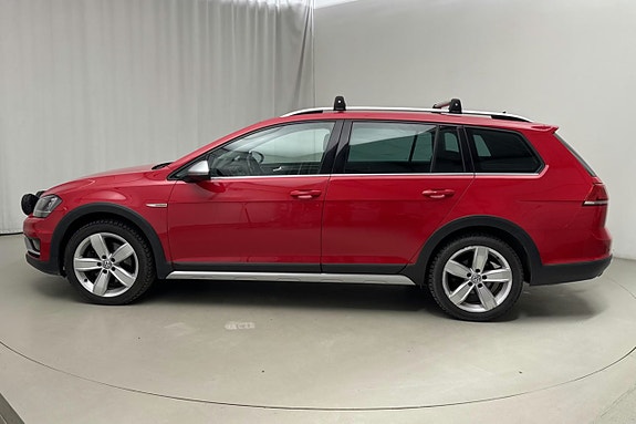 Volkswagen Golf Alltrack 4 of 5